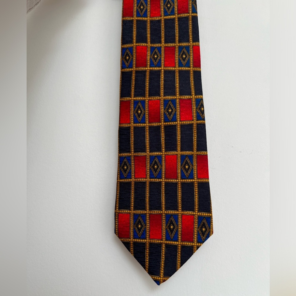 Handmade in Italy 100% Silk Fratelli Moda Classic Vibrant Red Blue Geometric Tie